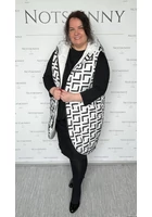 Kép 1/6 - kifordítható, női mellény, kapucnival nagy méretben, fehér, és fekete mintás, molett, plussize, xxl, zsebekkel
