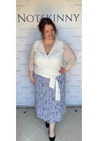 Kép 3/6 - rakott női szoknya molett plus size pliszírozott világoskék színben színes virágokkal