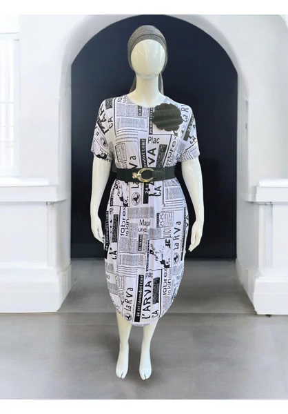 női hosszú buborék ruha, fekete, fehér, ujságcikk, magazin, molett, xxl