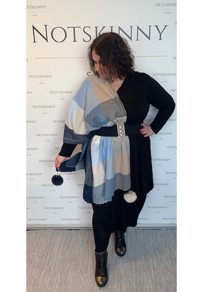 kék kockás női sál bojtokkal gyapjú karácsony ajándek tél farmerkék