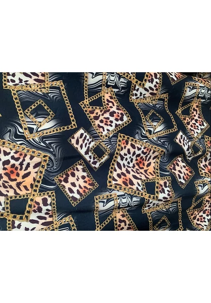 elegáns női nagy méretű ruha, fekete, leopárd minta, arany láncok, molett, xxl