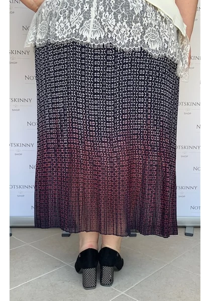 rakott női szoknya molett plus size pliszírozott színátmenetes bordóval az alján