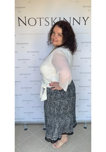 rakott női szoknya molett plus size pliszírozott csipke minta virágokkal