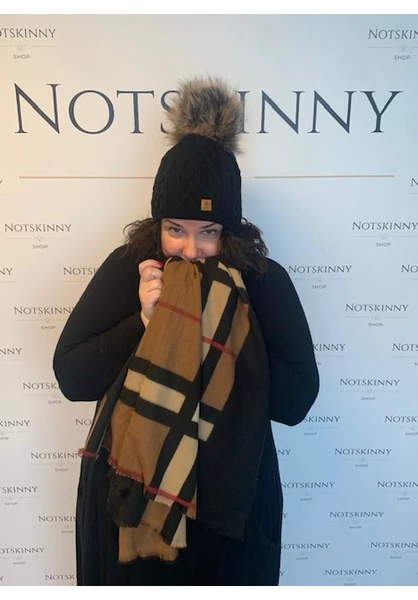 sötétbarna, fekete kockás sál női karácsony ajándék gyapjú