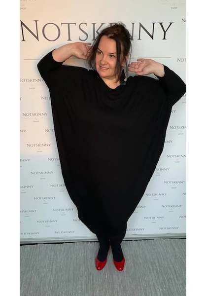 fekete taffi női extra nagy klasszik ruha, molett, xxl, plussize, lefelé szűkül, kerek nyak