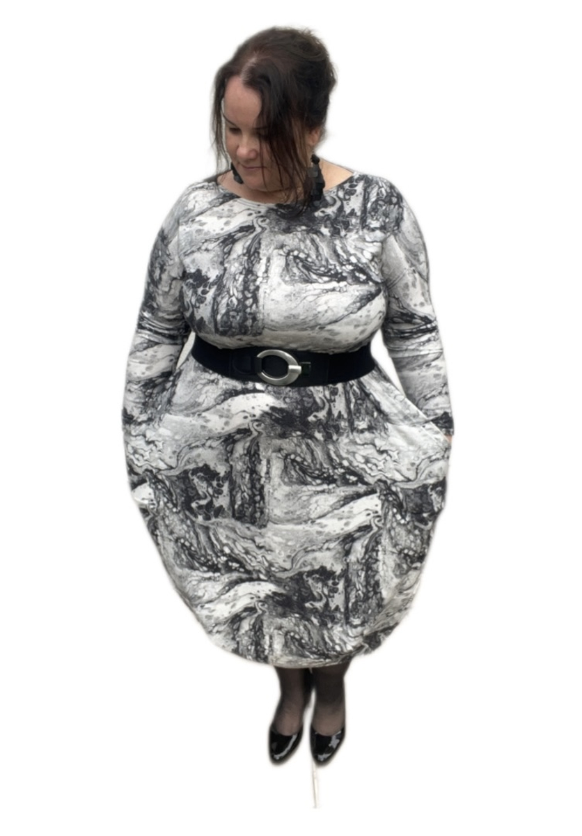 Taffi női hosszú buborék angórás ruha kerek nyakkal - szürke márvány